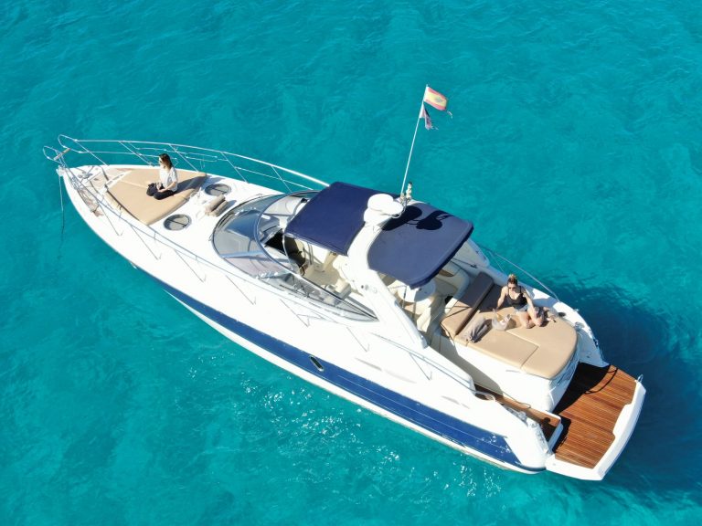 Port view of Cranchi 41 New Cristina - Motorboat in Ibiza