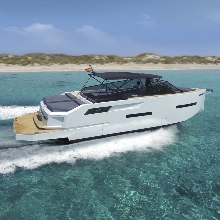 Sailing of De Antonio D46 Valentina - Yacht in Ibiza