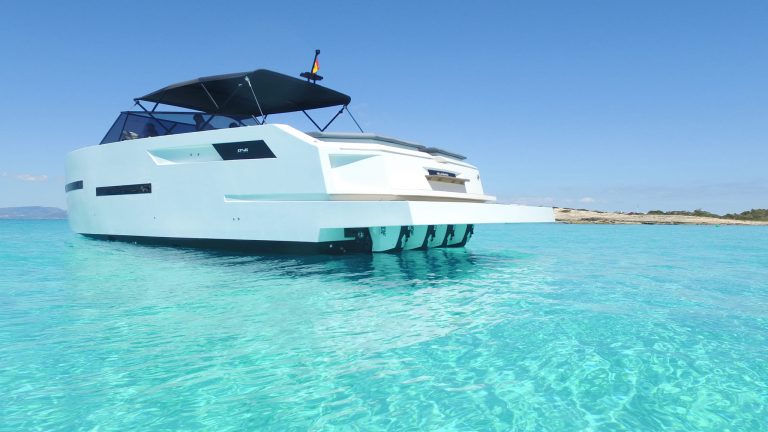 Stern of De Antonio D46 Valentina - Yacht in Ibiza