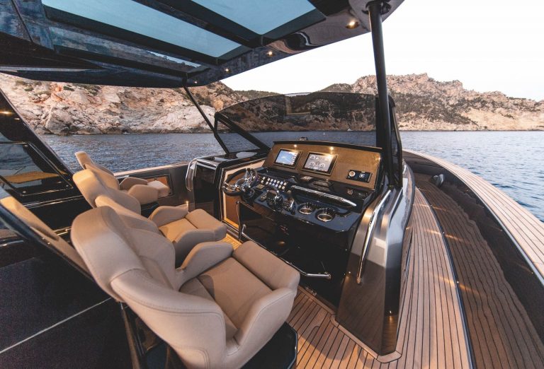 Rudder of Pardo 50 Horizon - Yacht in Ibiza