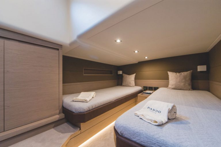 Cabin of Pardo 50 Horizon - Yacht in Ibiza