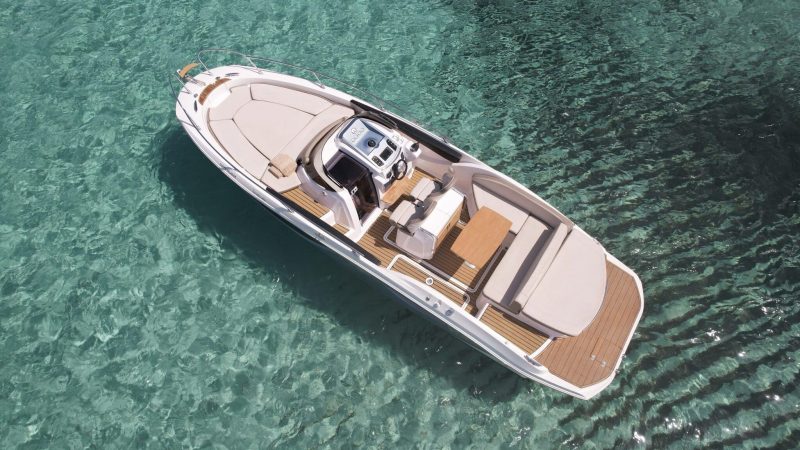 Air view of Sessa Marine Key Largo 27 Just Love - Motorboat in Ibiza