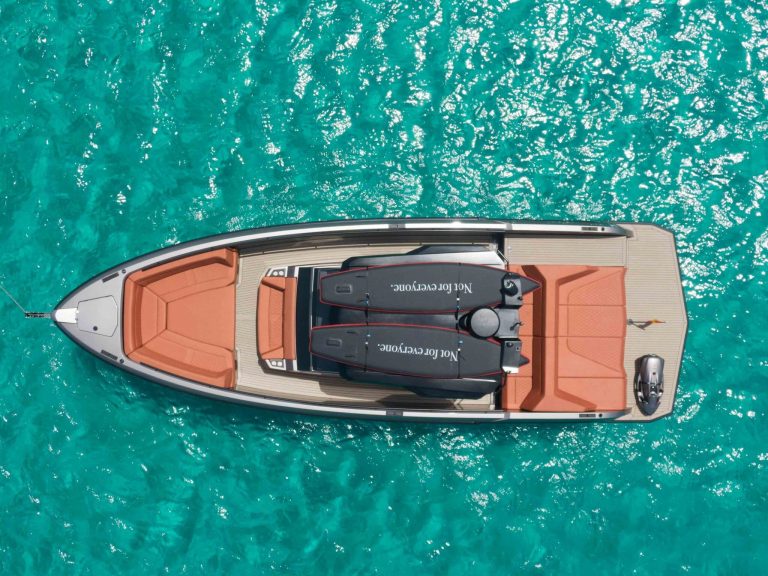 Air view 2 of Vanquish VQ40 Caja tres - Yacht in Ibiza