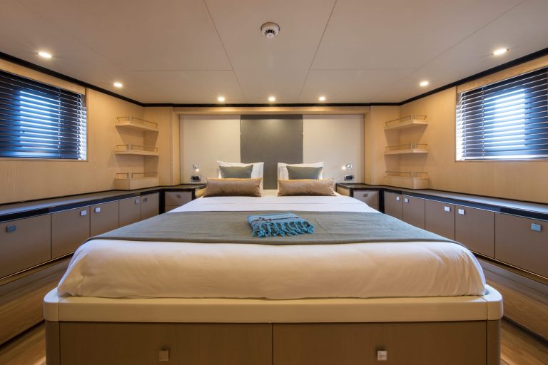 Cabin 2 of Vanquish VQ 82 Sea Story - Yacht in Ibiza