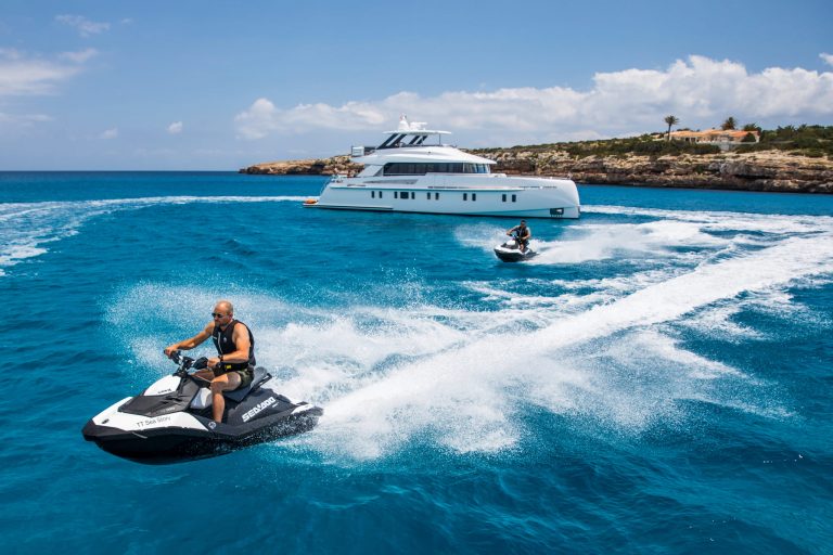 Jet ski of Vanquish VQ 82 Sea Story - Yacht in Ibiza