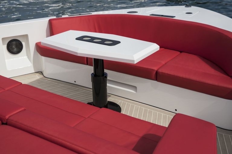 Stern table of Vanquish VQ54 Diva - Yacht in Ibiza