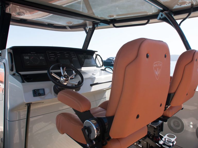 Rudder 2 of Wajer 38S Popeye - Motorboat in Ibiza
