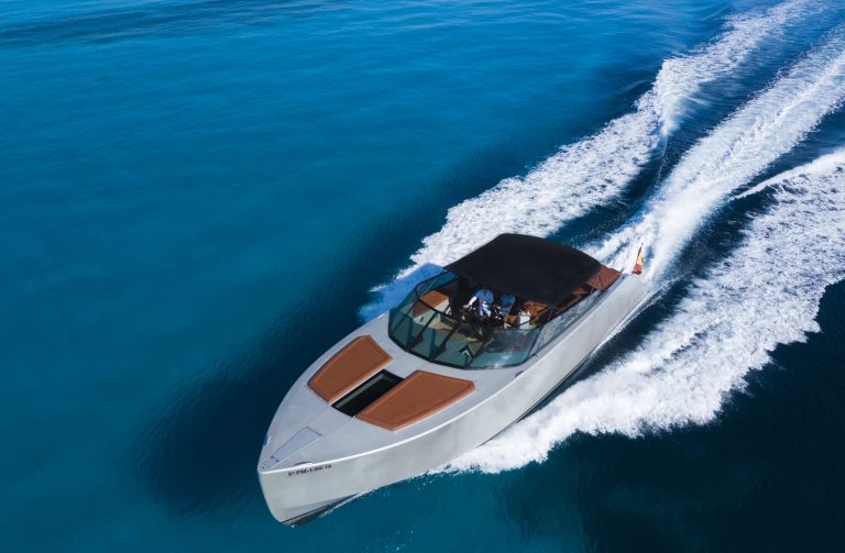 Sailing 2 of Waterdream 65 California Sir Hotel - Yacht in Ibiza