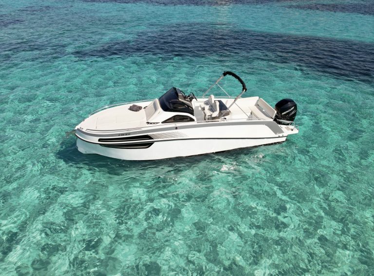 Starboard view 2 of BMA x277 Just Dream - Motorboat in Ibiza