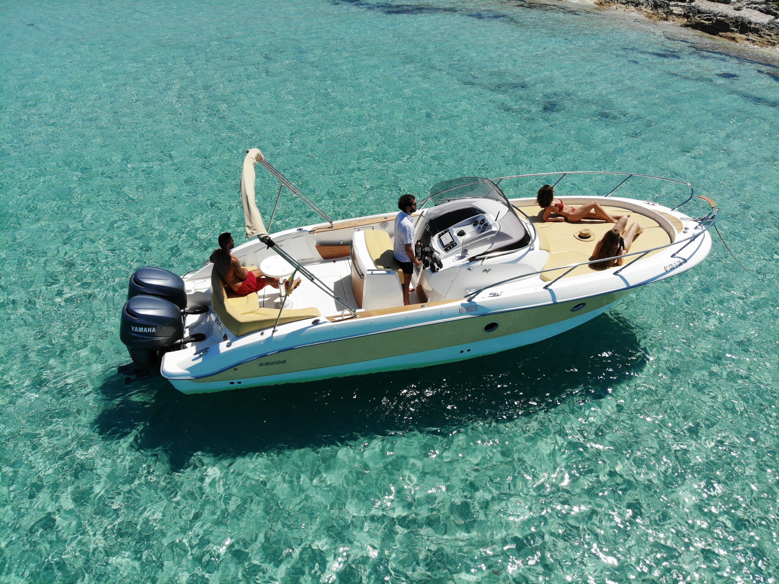 Alquiler rent location llogar barco boat bateau ibiza SessaMarineKeyLargo30AveFenix