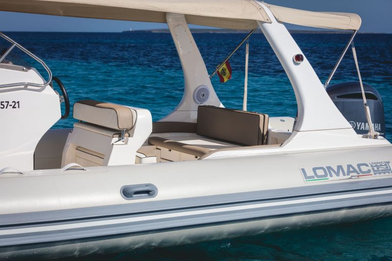Port view of Lomac 790 Sa nova - RIB in Ibiza