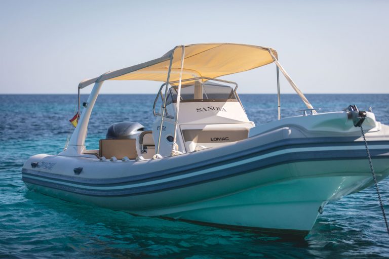 Bow of Lomac 790 Sa nova - RIB in Ibiza