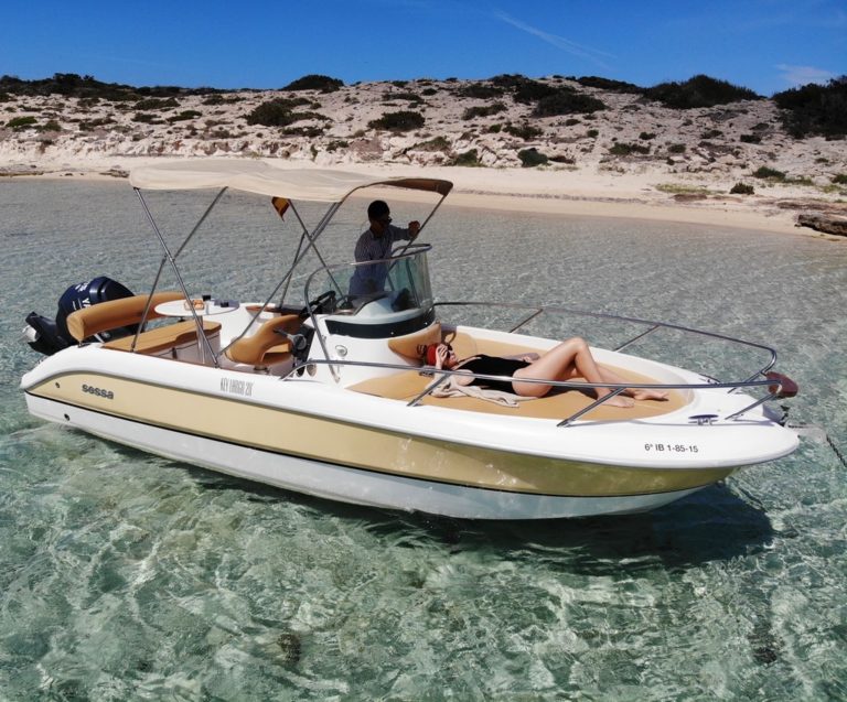 Starboard view of Sessa Marina Key Largo 20 Pacman - Motorboat in Ibiza