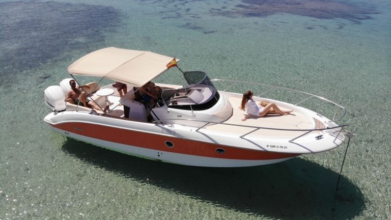 Shade of Sessa Marine Key Largo 30 Pantera Rosa - Motorboat in Ibiza