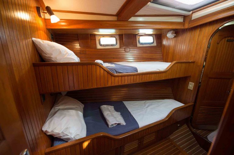 Cabin of Ta Chiao CT 56 Octopus C - Sailing boat in Ibiza