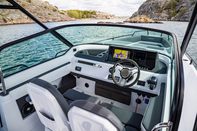 Rudder of Axopar 28 Ohwo - Motorboat in Ibiza