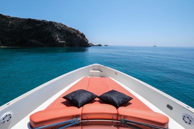 Bow sundeck of Fjord 48 Slice - Yacht in Ibiza