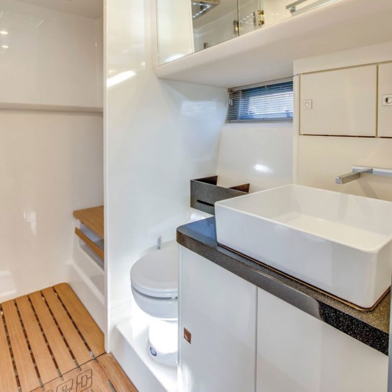 Bathroom of Fjord 48 Slice - Yacht in Ibiza