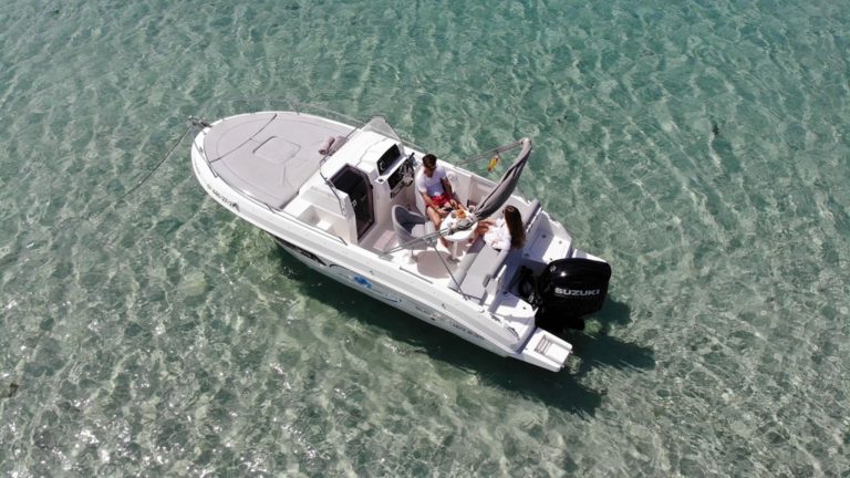Port view of Pacific Craft 650 Cocker - Motorboat in Ibiza