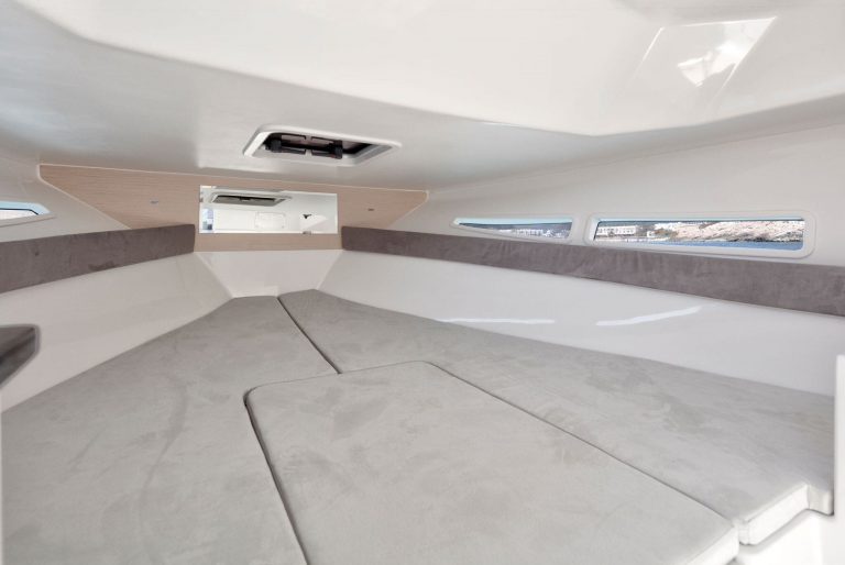 Cabin 3 of Pacific Craft 700 Sun Crusier Monada - Motorboat in Ibiza