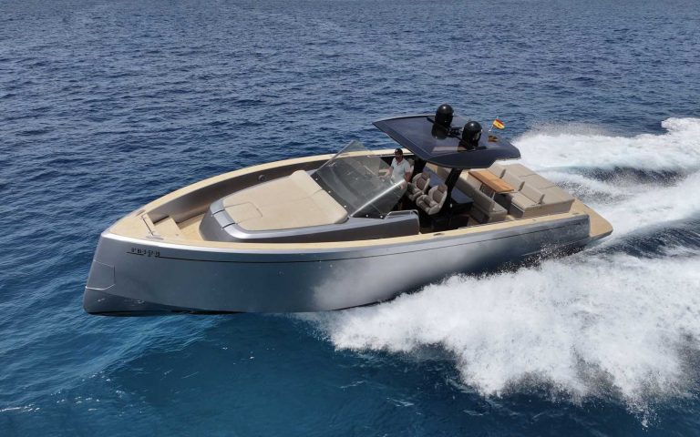 Port view of Pardo 43 2ofakind - Yacht in Ibiza