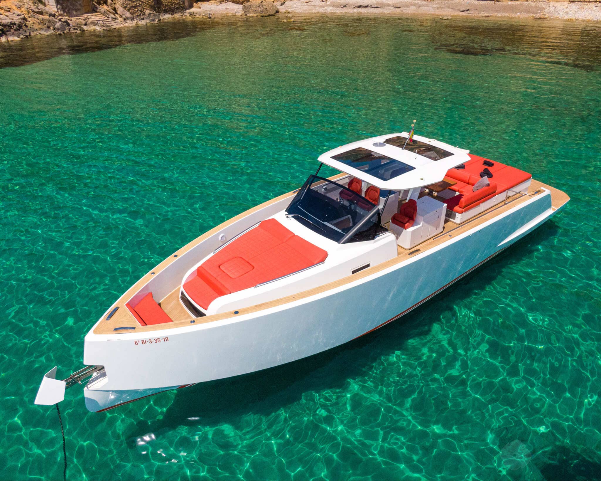 Port view of Pardo 50 Augusti - Yacht in Ibiza