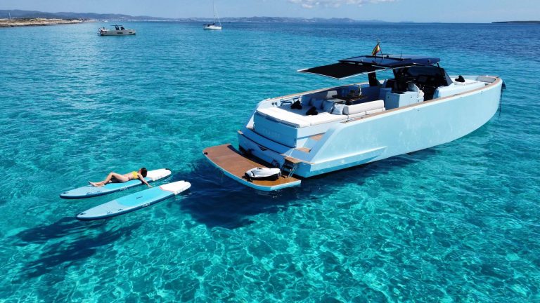Stern 2 of Pardo 50 I'm off - Yacht in Ibiza