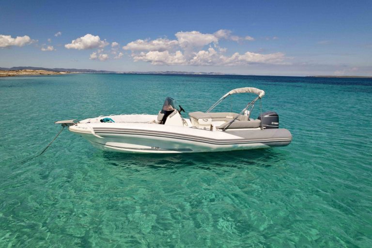 Port view 2 of Zodiac N-ZO 760 Just Great - Inflatable boat in Ibiza