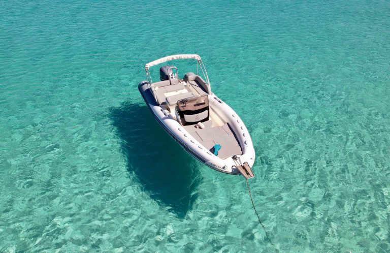 Bow sundeck of Zodiac N-ZO 760 Just Great - Inflatable boat in Ibiza