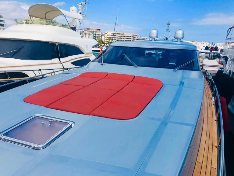 Sundeck of Ab 78 Zazzazu - Yacht in Ibiza