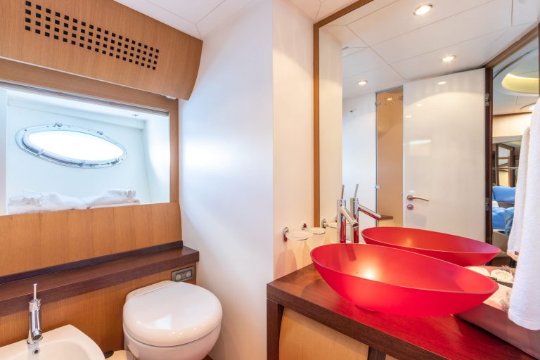 Bathroom of Pershing 90 Inspiration - Superyacht in Ibiza