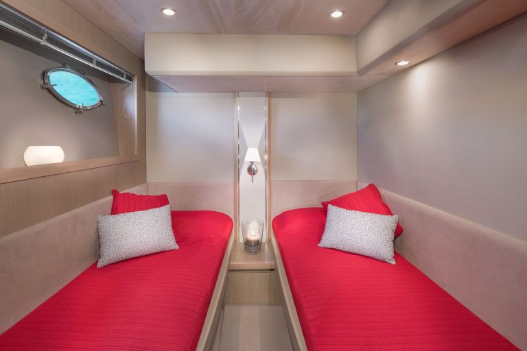 Cabin of Princess V53 Manbero - Yacht in Ibiza