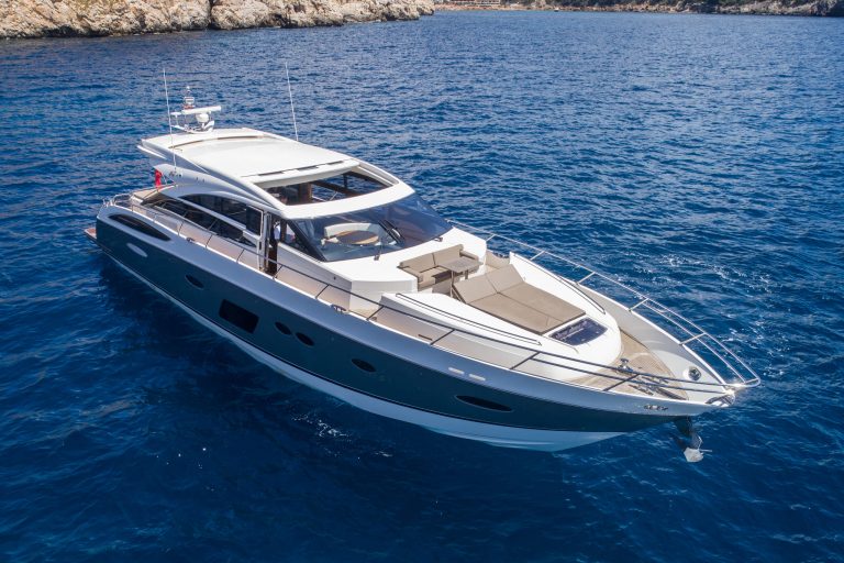 Starboard view of Princess V72 Ruby Tuesday - Yacht in Ibiza