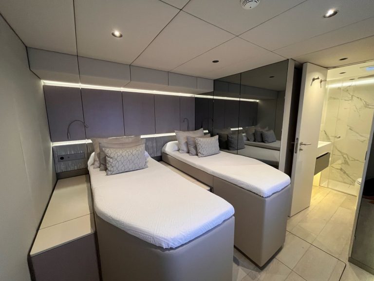 Cabin 3 of Sunreef 70 Yolo - Catamaran in Ibiza