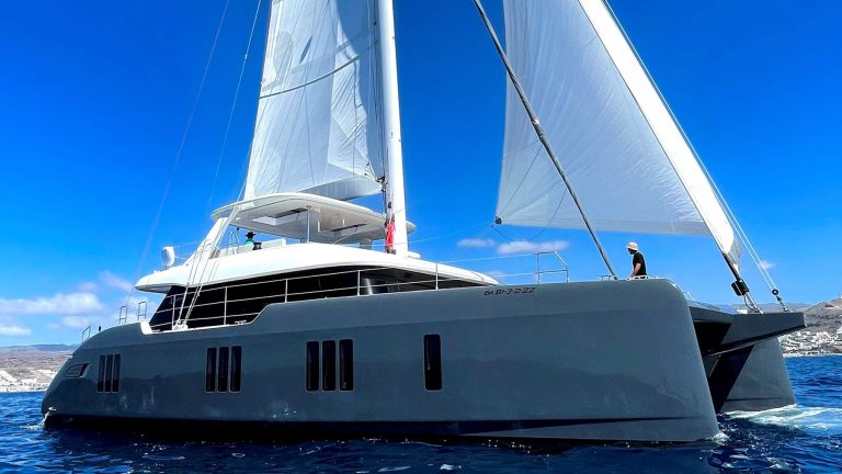 Starboard view 2 of Sunreef 70 Yolo - Catamaran in Ibiza