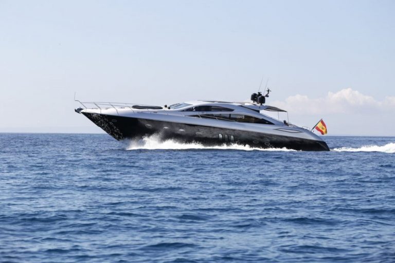 Sailing of Sunseeker Predator 82 Georgia - Superyacht in Ibiza