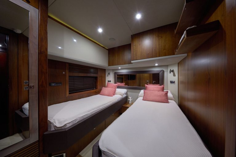 Cabin of Sunseeker Predator 84 Ariyas - Superyacht in Ibiza