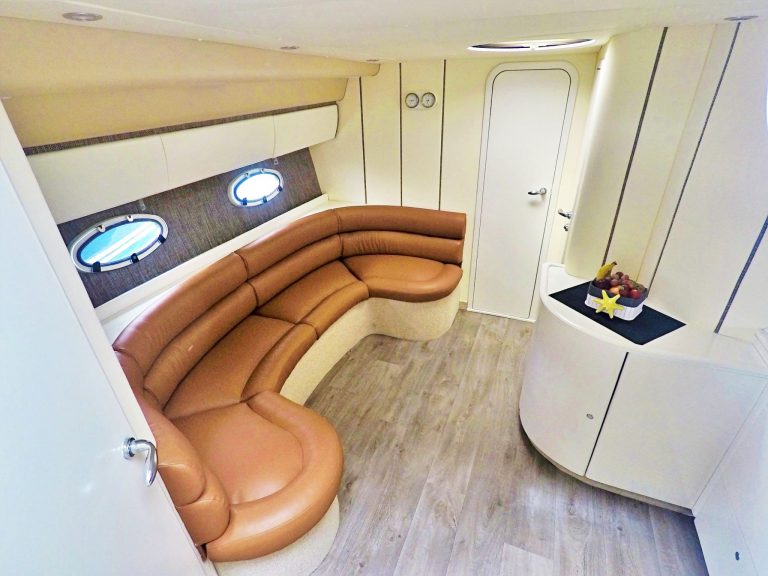 Lounge 2 of Princess V42 Jimbaran - Yacht in Ibiza