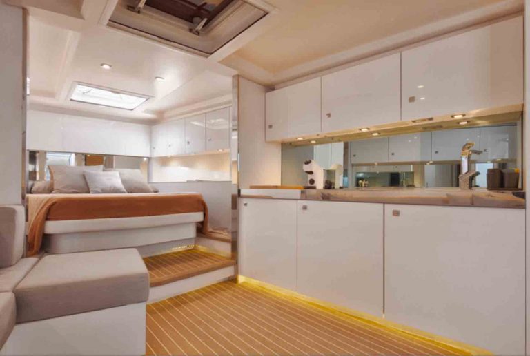 Cabin of Van Dutch 55 P.Ápera - Yacht in Ibiza