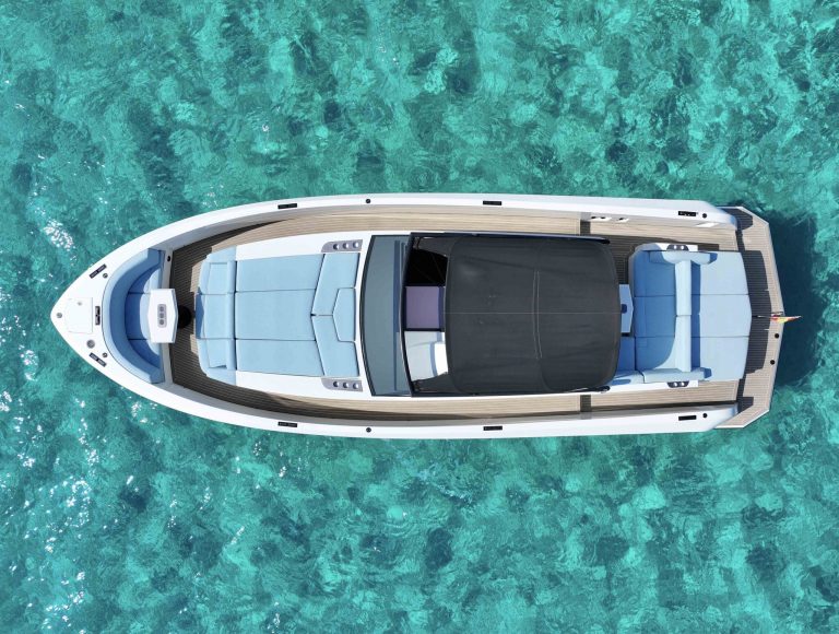 Air view of Vanquish VQ45 Victory - Yacht in Ibiza