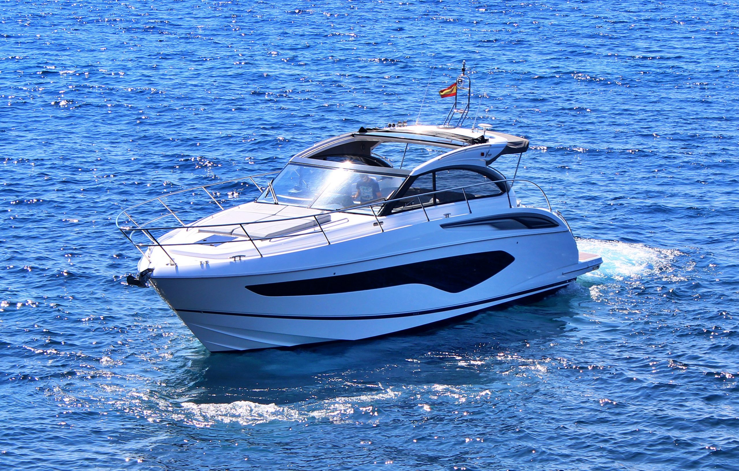 Alquiler rent location llogar barco boat bateau ibiza PrincessV50Aspen