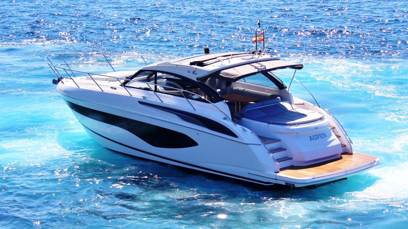 Port view of Princess V50 Aspen - Yacht in Ibiza