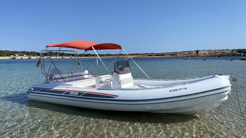 Alquiler rent location llogar barco boat bateau ibiza Selva650