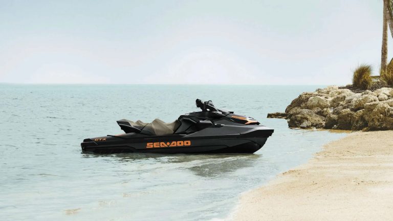 Alquiler rent location llogar mieten boot barco boat bateau ibiza SeaDooGTX170