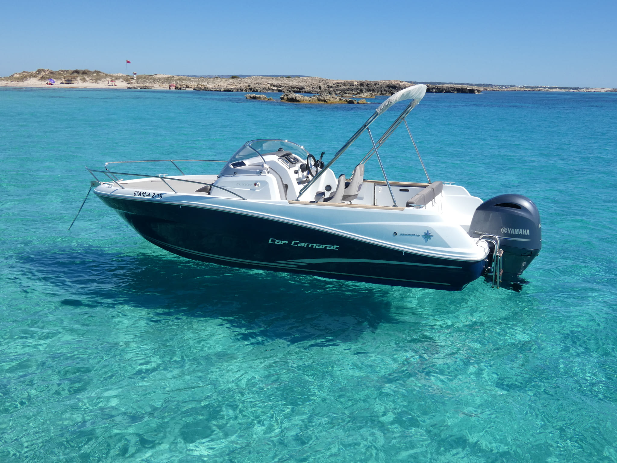 Port view of Jeanneau Cap Camarat 6,5 In love - Motorboat in Ibiza