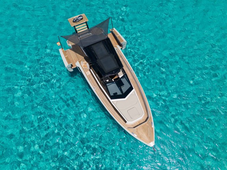 Air view of Evo R4 Aurora - Yacht in Ibiza