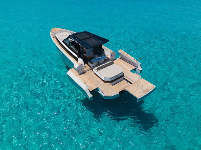 Sundeck of Evo R4 Aurora - Yacht in Ibiza