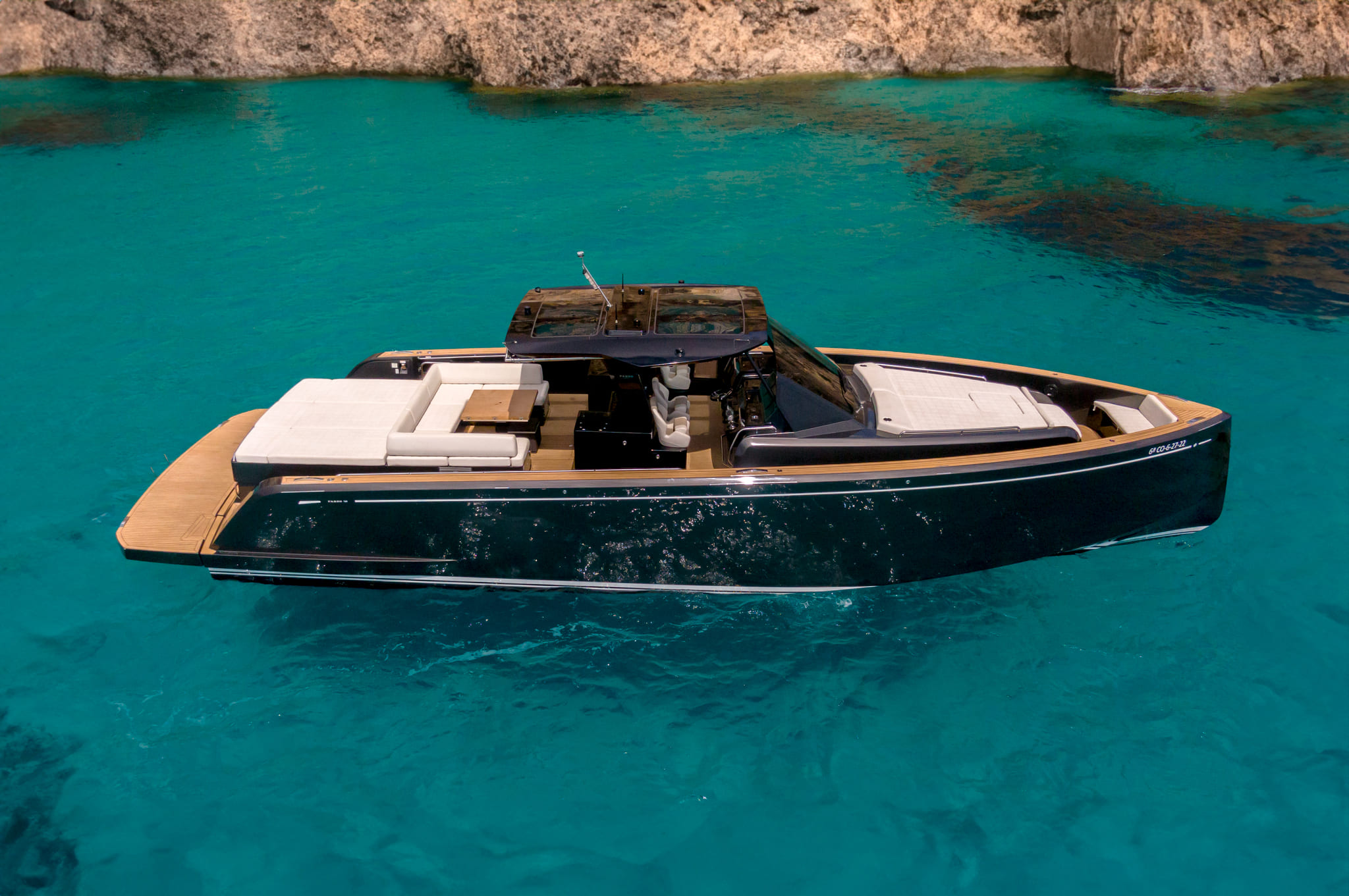Starboard view of Pardo 50 Gabriela II - Yacht in Ibiza