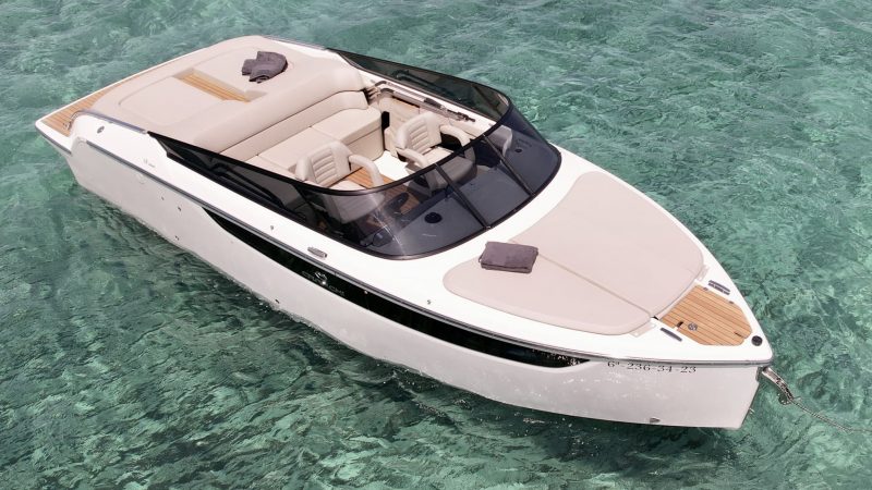 Bow of Cranchi E26 Fun der Hagen - Motorboat in Ibiza
