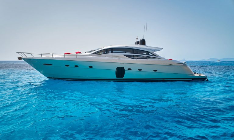 Port view of Pershing 72 Legendary - Yacht in Ibiza
